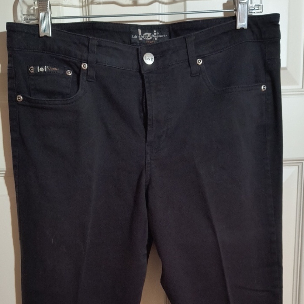 Lei Women's Black Jeans